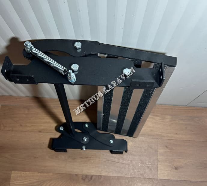 Öztürk Alüminyum Manuel Karavan Basamağı Siyah 40 cm