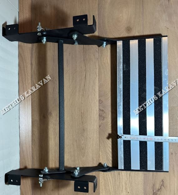 Öztürk Alüminyum Manuel Karavan Basamağı Siyah 40 cm