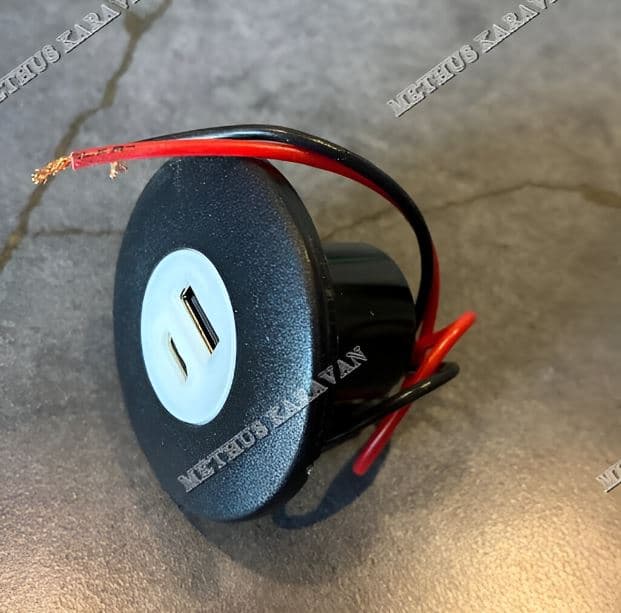 Methus Karavan 12V USB Şarj Soketi