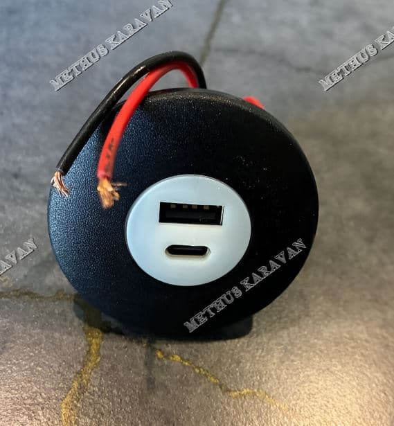 Methus Karavan 12V USB Şarj Soketi
