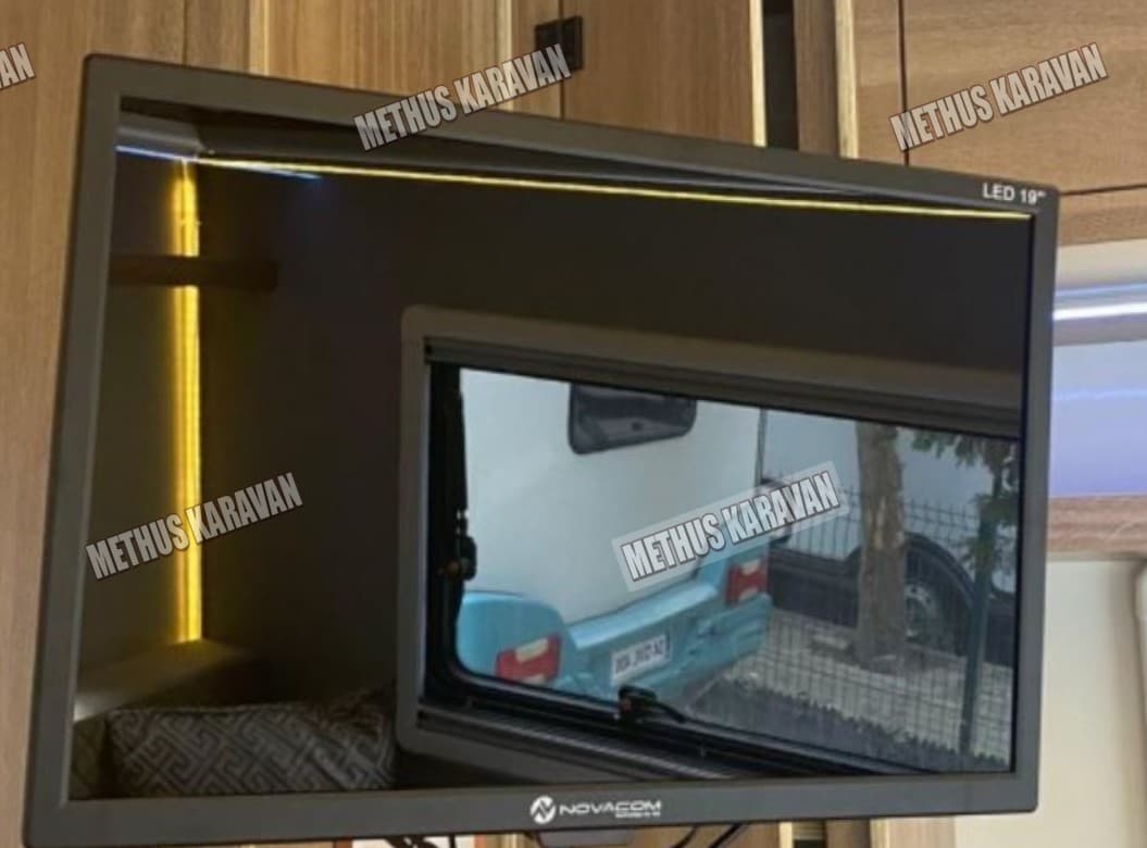 Methus Karavan 12V 22 İnç Televizyon